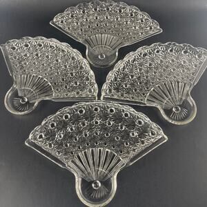 4 Pc Fan Shaped Daisy and Button Glass Plates / Snack 10 5/8” H x 7 5/8”